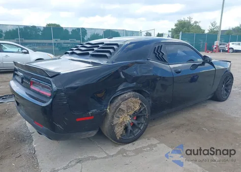 2016 Dodge Challenger Srt 392 из США, поврежденный, VIN 2C3CDZDJ7GH236034